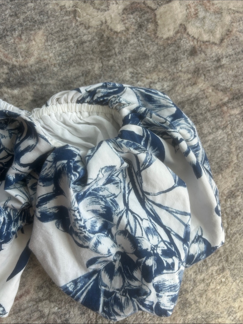 Abercrombie & Fitch Women’s Shirt Navy Blue Floral Off-Shoulder Crop Size XS - Picture 4 of 10